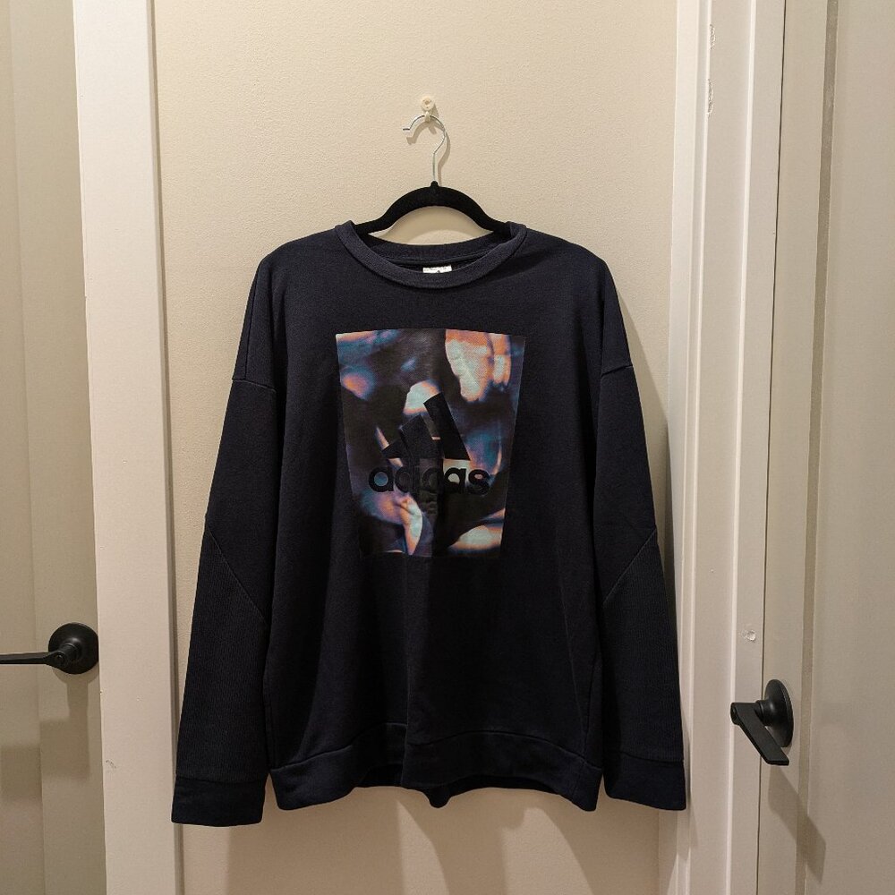 adidas Crewneck